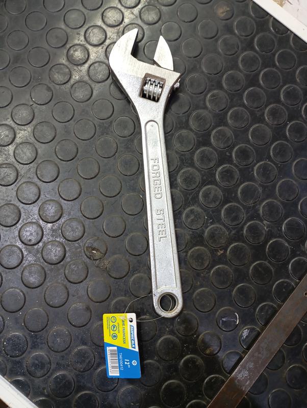 LLAVE FRANCESA 12" CROMADA SUPREMA