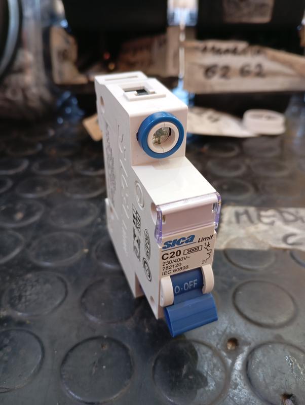 LLAVE TERMICA UNIPOLAR 20AMP