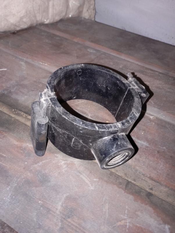 ABRAZADERA PVC C CUNA 110 X3 4