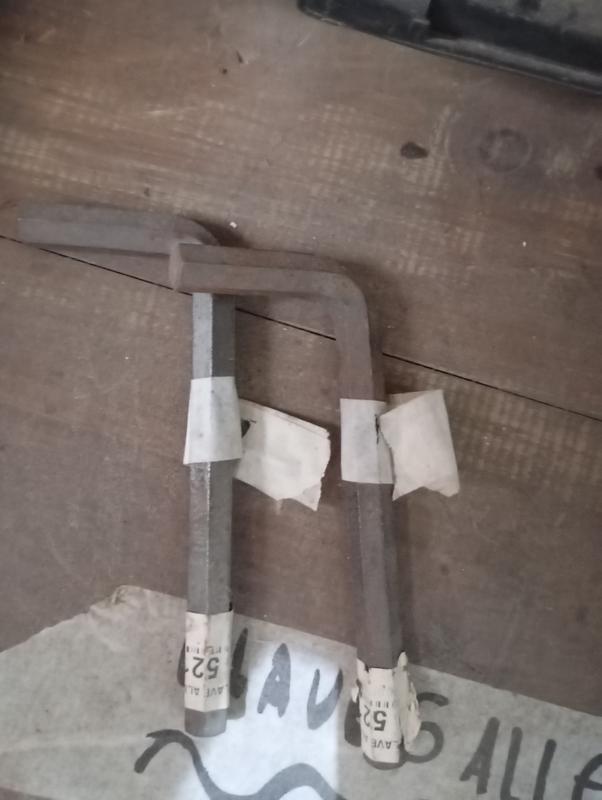 LLAVE ALLEN 9MM