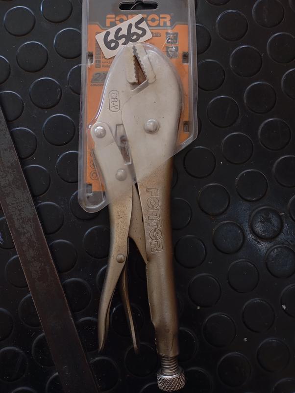 PINZA PERRO 10"