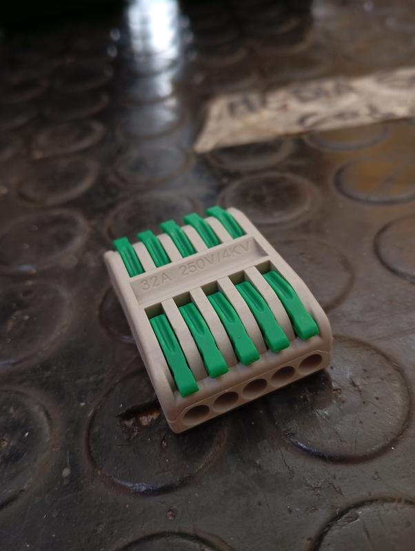 CONECTOR PCT 225