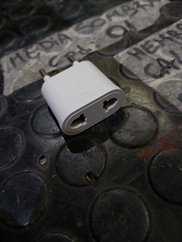 FICHA ADAPTADOR REF P/ENCHUFES GRUESOS