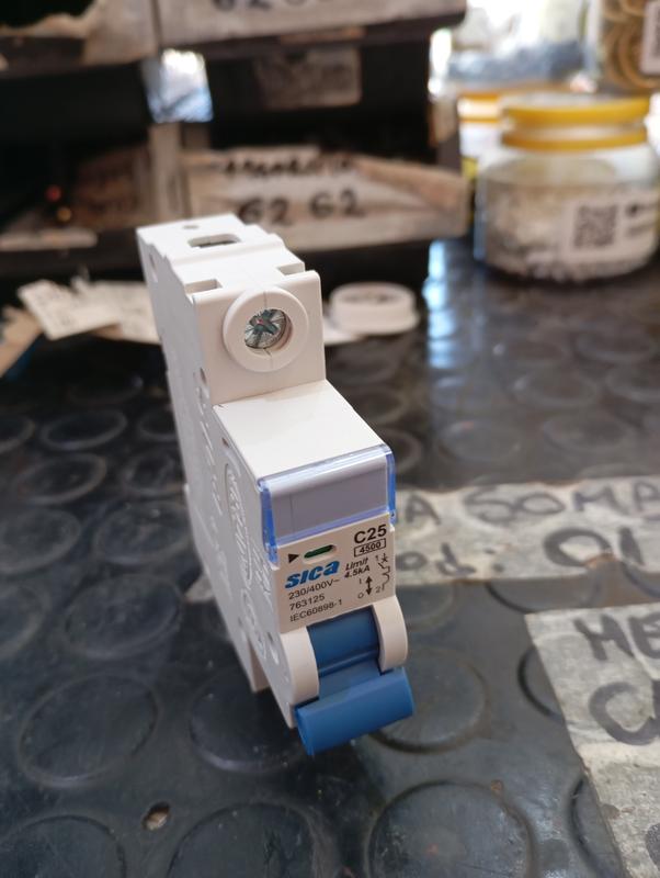 LLAVE TERMICA UNIPOLAR 25AMP