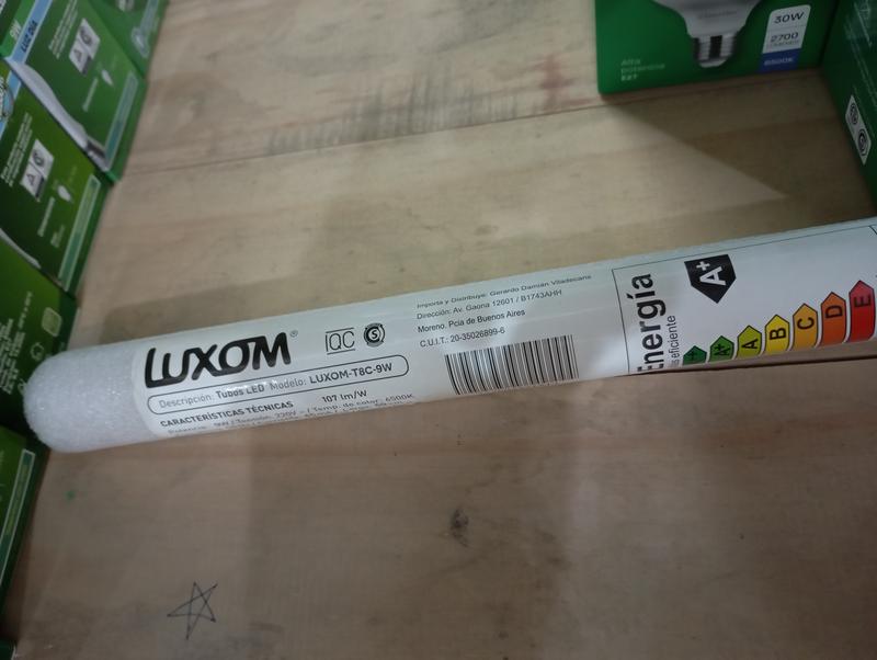 TUBO LED 9W LUZ FRIA PHILCO