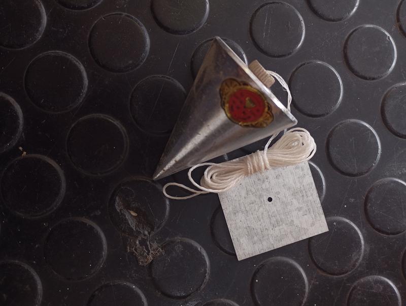 PLOMADA ALBANIL 200G