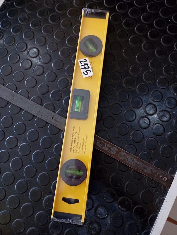 NIVEL DE MANO C IMAN N16