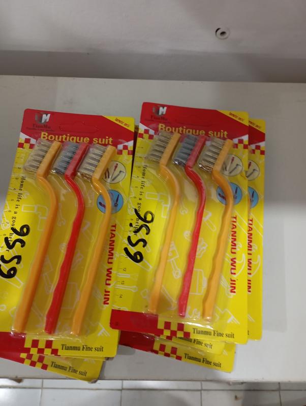 KIT 3 CEPILLO ALAMBRE MANGO PLASTICO