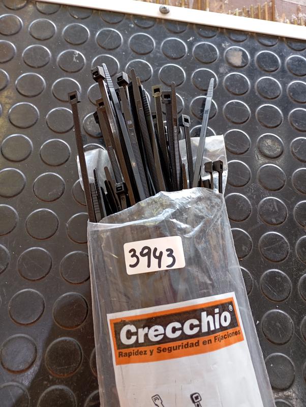 PRECINTO NYLON NEGRO 4 8X390