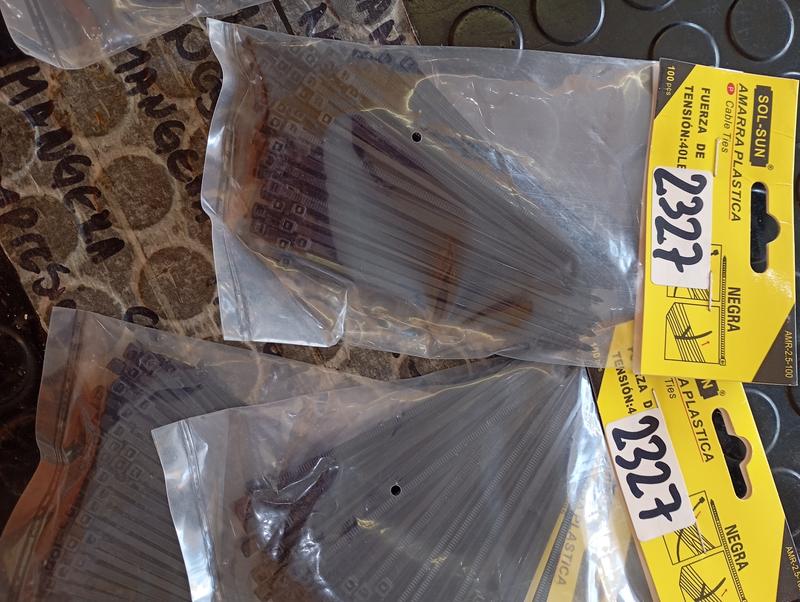 PRECINTO NYLON NEGRO 2 5X100MM