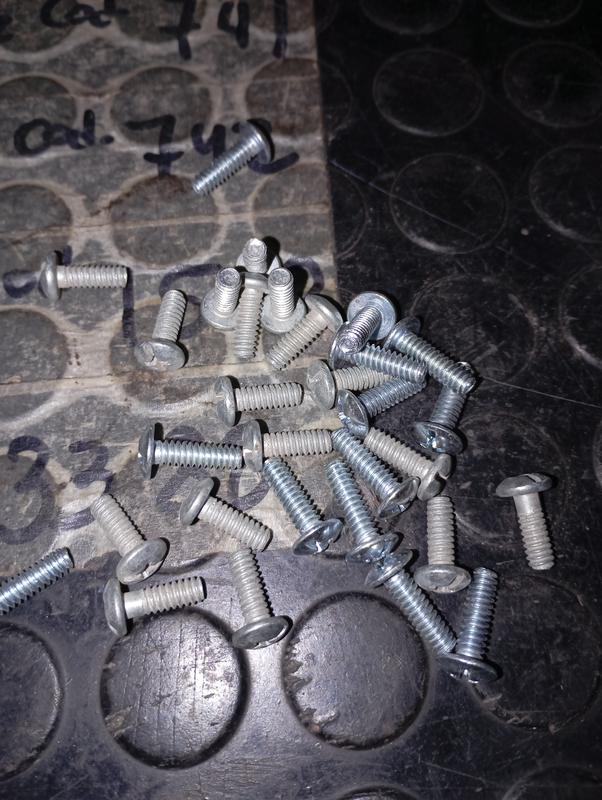 BULON TANQUE 3/16 X 5/8