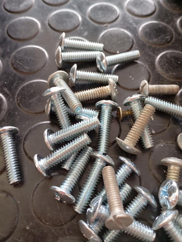 BULON TANQUE 1/4 X 1"