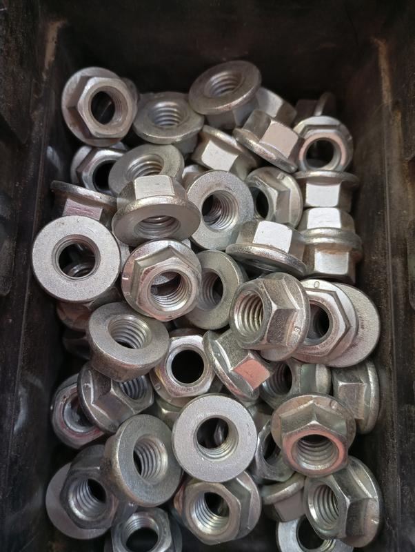 TUERCA FLANG GALV MA 10X1,75