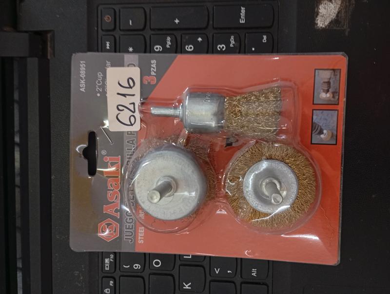 ESCOBILLA REDONDA ASAKI 3PZ KM1035