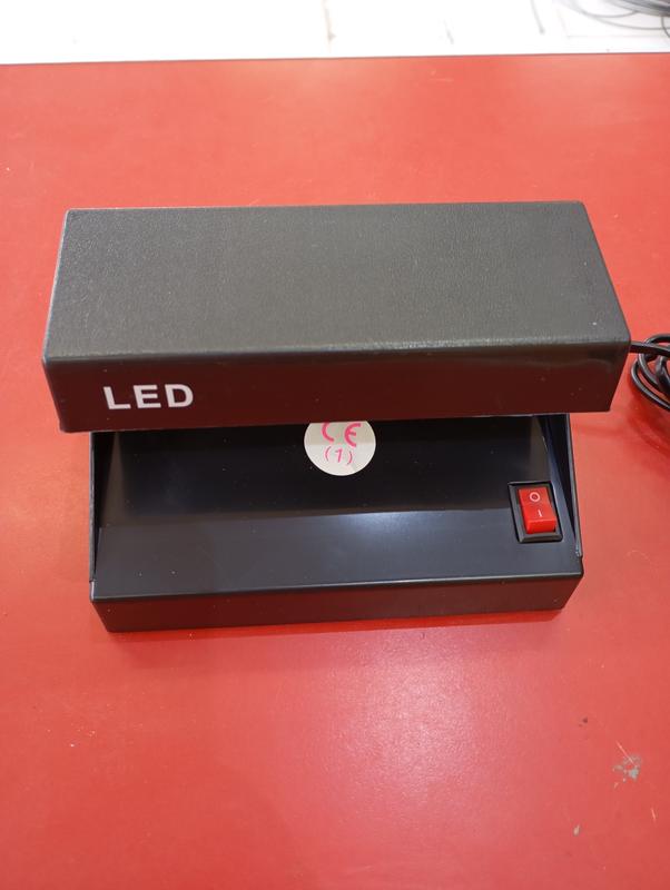 DETECTOR DE BILLETES