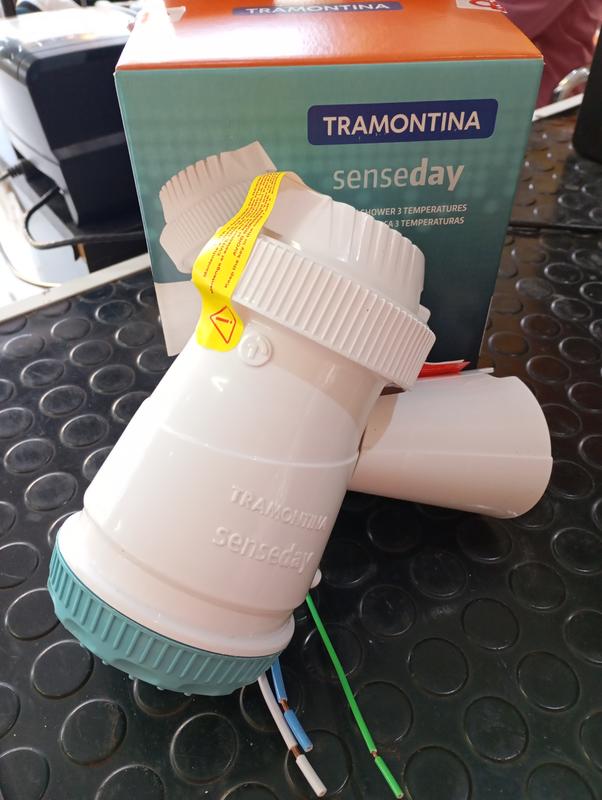 DUCHA ELECTRICA TRAMONTINA 3 TEMP 5500W