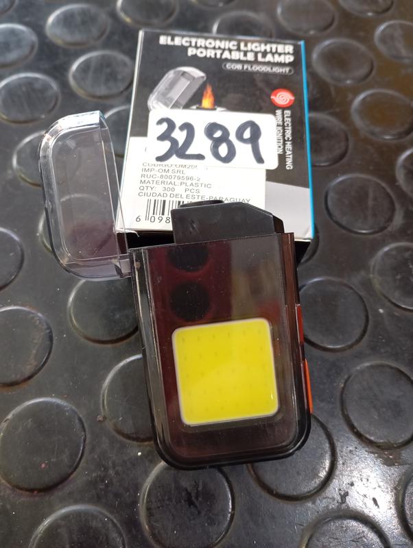 ENCENDEDOR ELECTRONICO C/LINTERNA USB